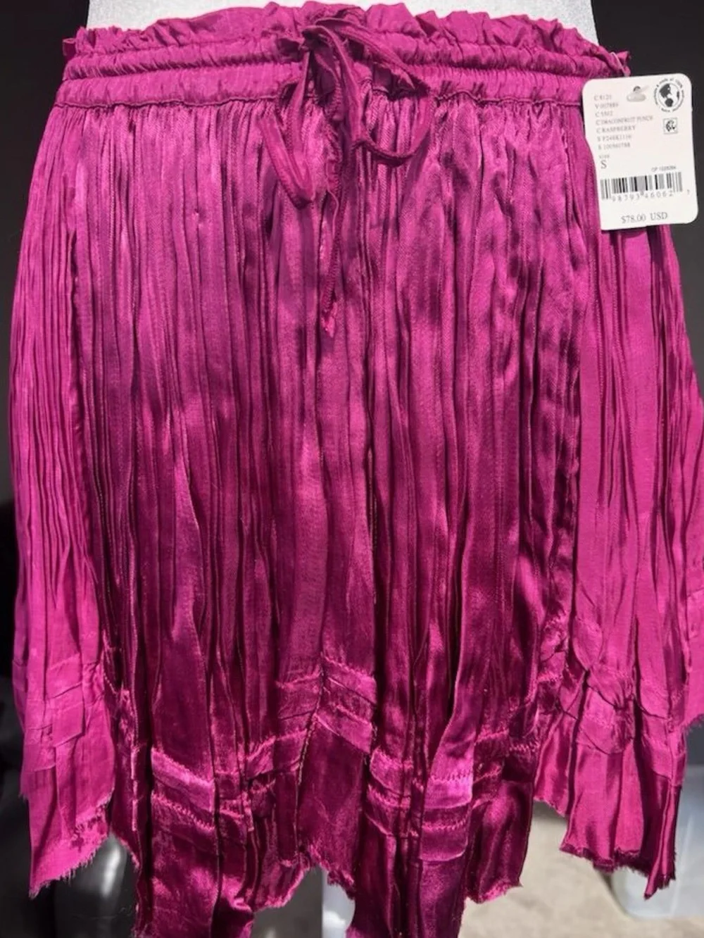 FREE PEOPLE Charm Shine Mini skirt  NWT  SMALL RASPBERRY color❤️